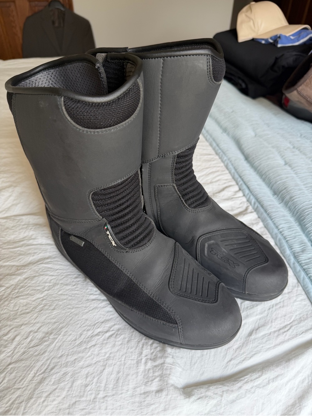 TCX Motorcycle Touring Boots Men EU 44 Black CE Armored Riding Boots Zip